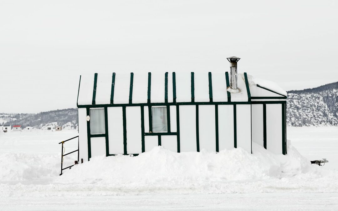 Framed by Frozen Lakes, Richard Johnson’s ‘Ice Huts’ Capture Wintertime Communities in Canada