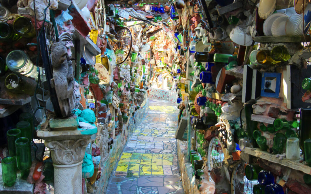 Explore Maze-Like Passageways Exploding with Elaborate Mosaics at Philadelphia’s Magic Gardens