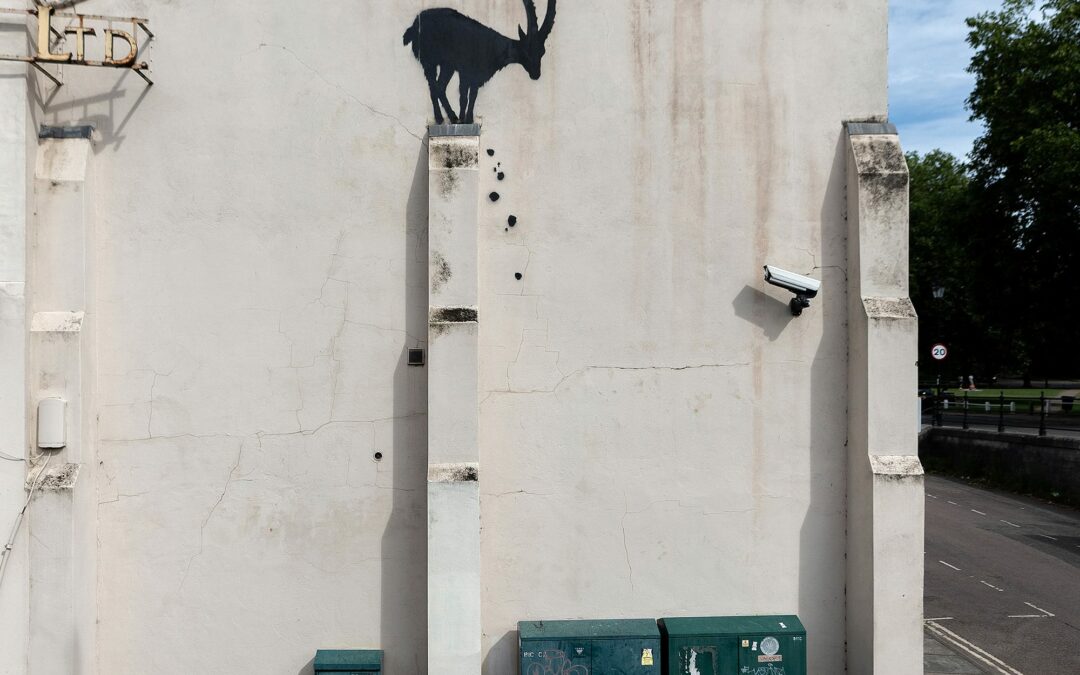 Animals Balance Precariously and Greet Each Other Across Voids in Banksy’s New Murals